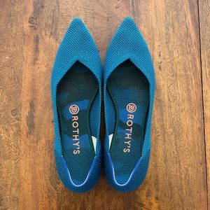 Rothy’s Point. Deep Teal.